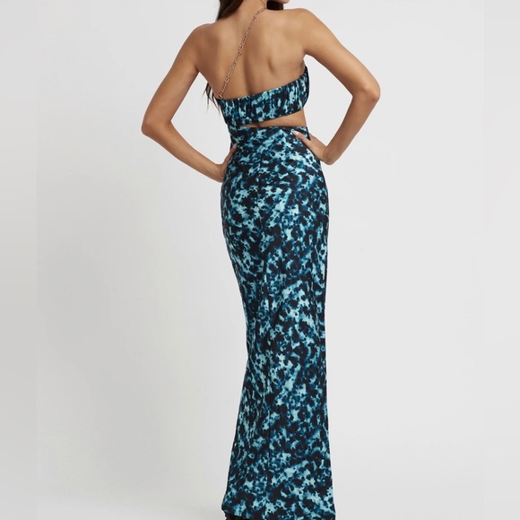 LEXI Clothing Talia Gown - Picture 3 of 4